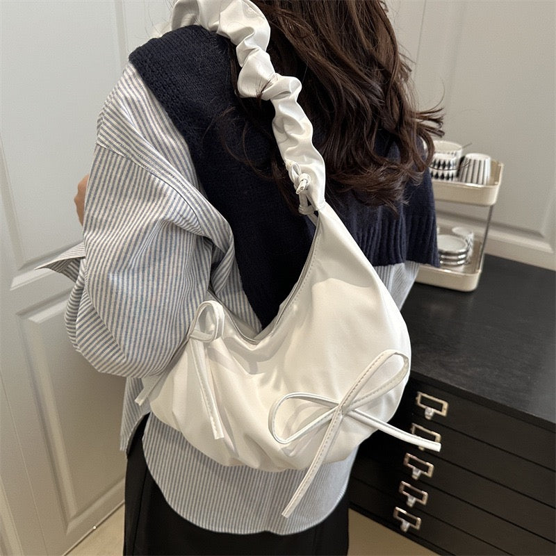 Niche ins style wrinkles shoulder bags