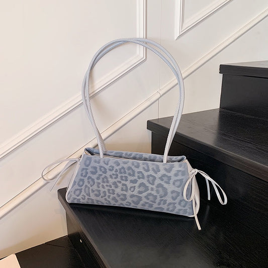 2025 new niche baguette bag
