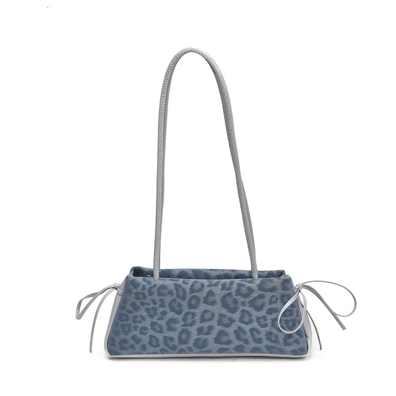 2025 new niche baguette bag